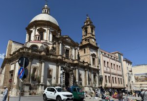 San Franciscoi Saverio 300